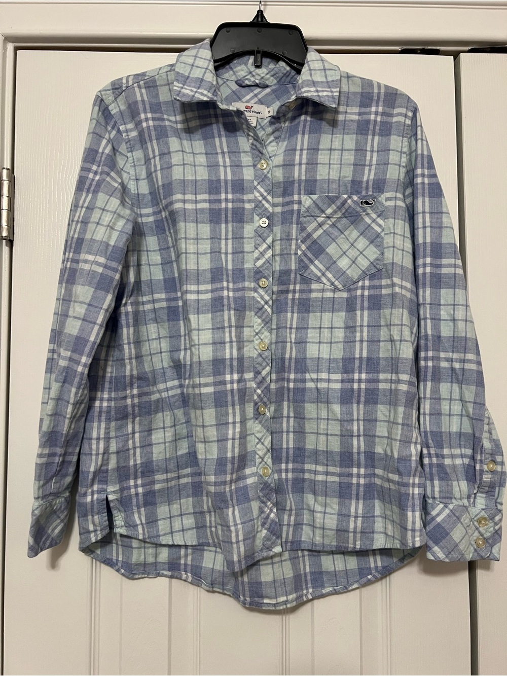 Vineyard Vines Blue and Light Blue Plaid 100% Cotton Button-Down Shirt size 10